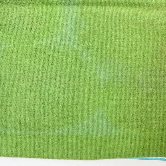 Table Mat Norway Fabric Bodo Landmarks Red Yellow 16x11 Colorful Souvenir Vtg - Picture 9 of 9